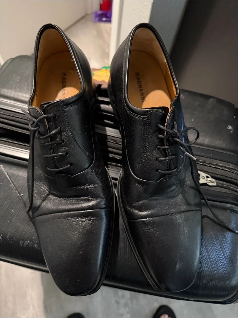 Magnanni Black Leather Lace-Up